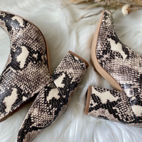 Steve Madden Rookie Bootie - Picture 5 of 8